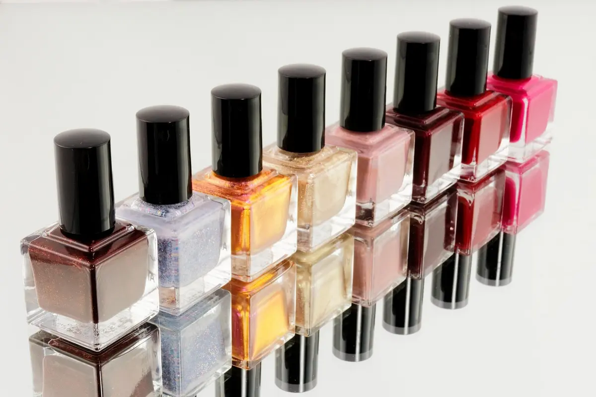 10 melhores géis para unhas com longa duração e acabamento profissional