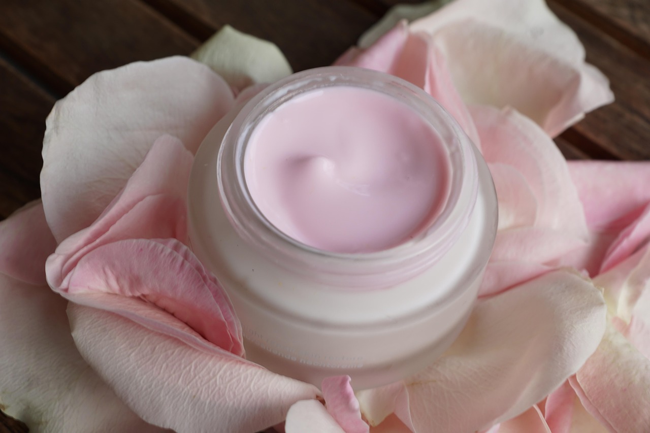 Por que o sérum virou o novo queridinho da rotina de skincare?