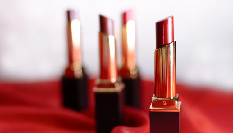 10 melhores BB creams com cobertura leve e benefícios poderosos para a pele